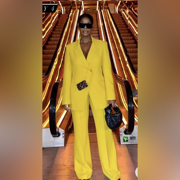 Zara Yellow Blazer in Large - Picture 4 of 5